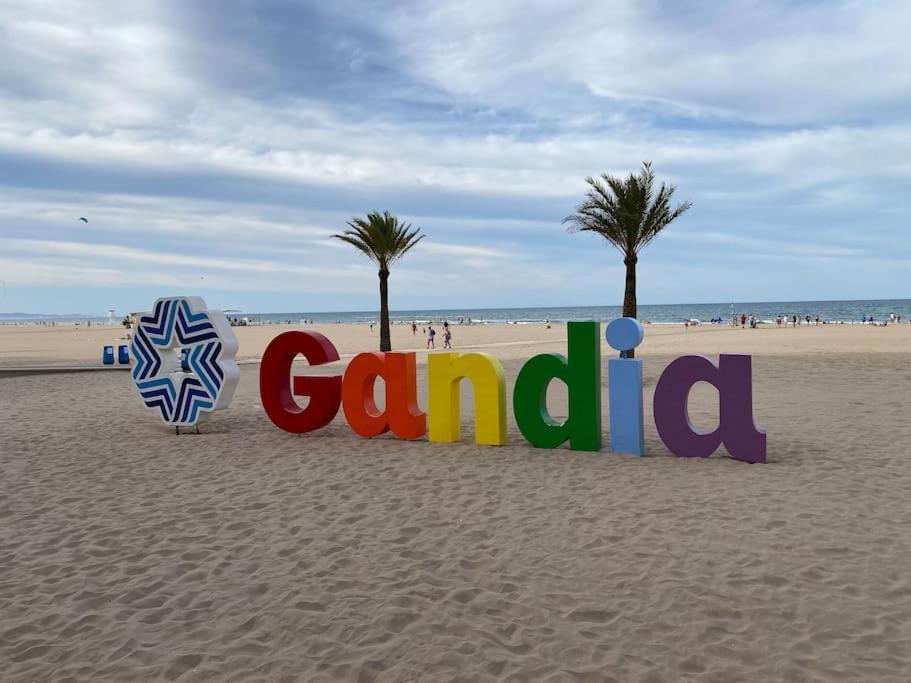 Lovely Family Apartment 2 Min. From The Beach Playa de Gandia المظهر الخارجي الصورة